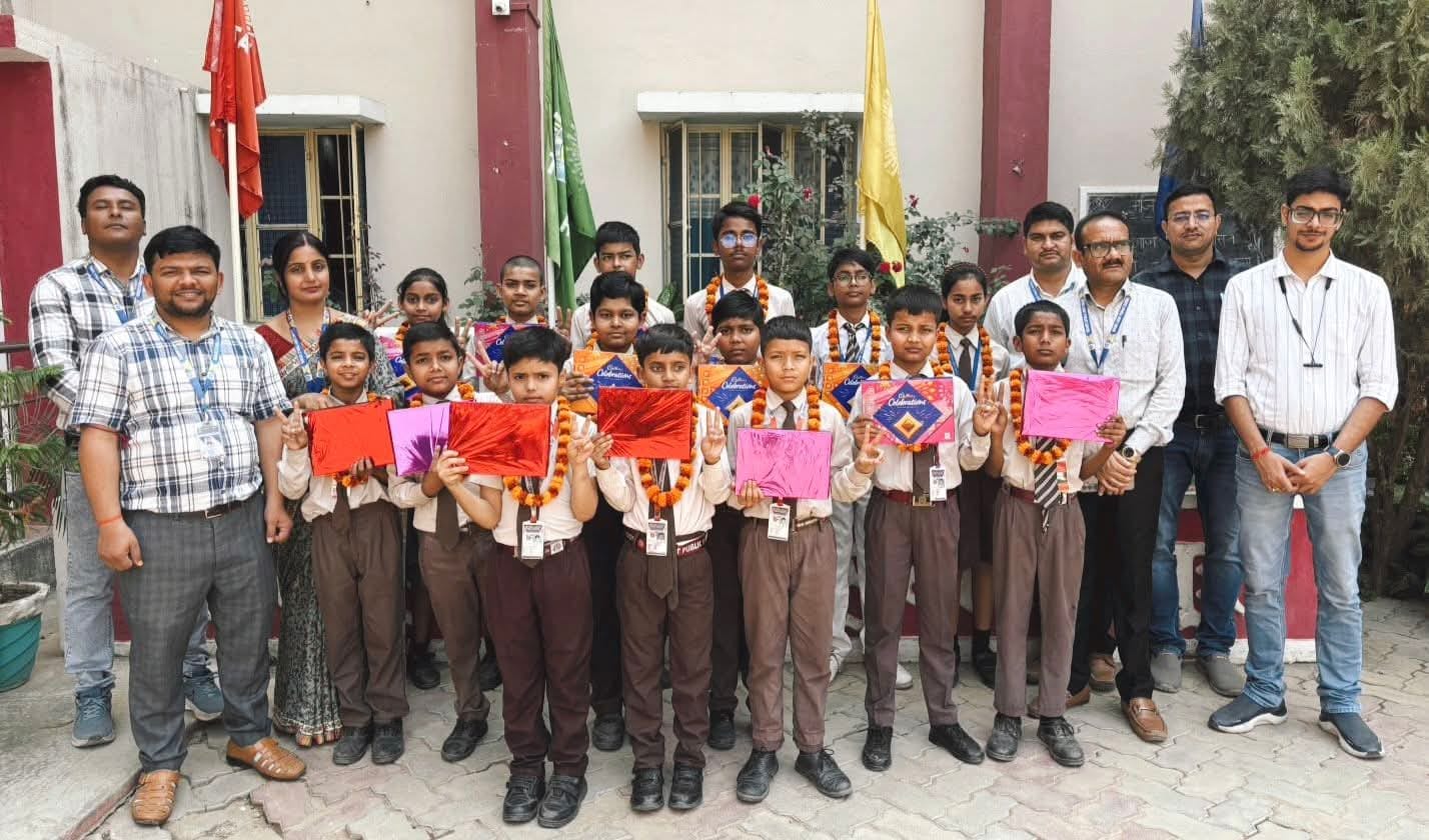 साइंस ओलिंपियाड फाउंडेशन में डिवाइन लाइट के बच्चों का शानदार प्रदर्शन